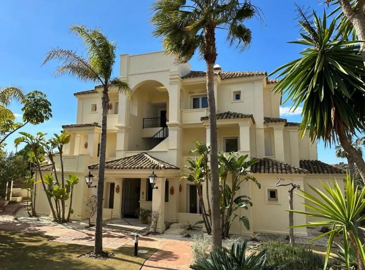 Beach & Golf Apartment In Casares Costa