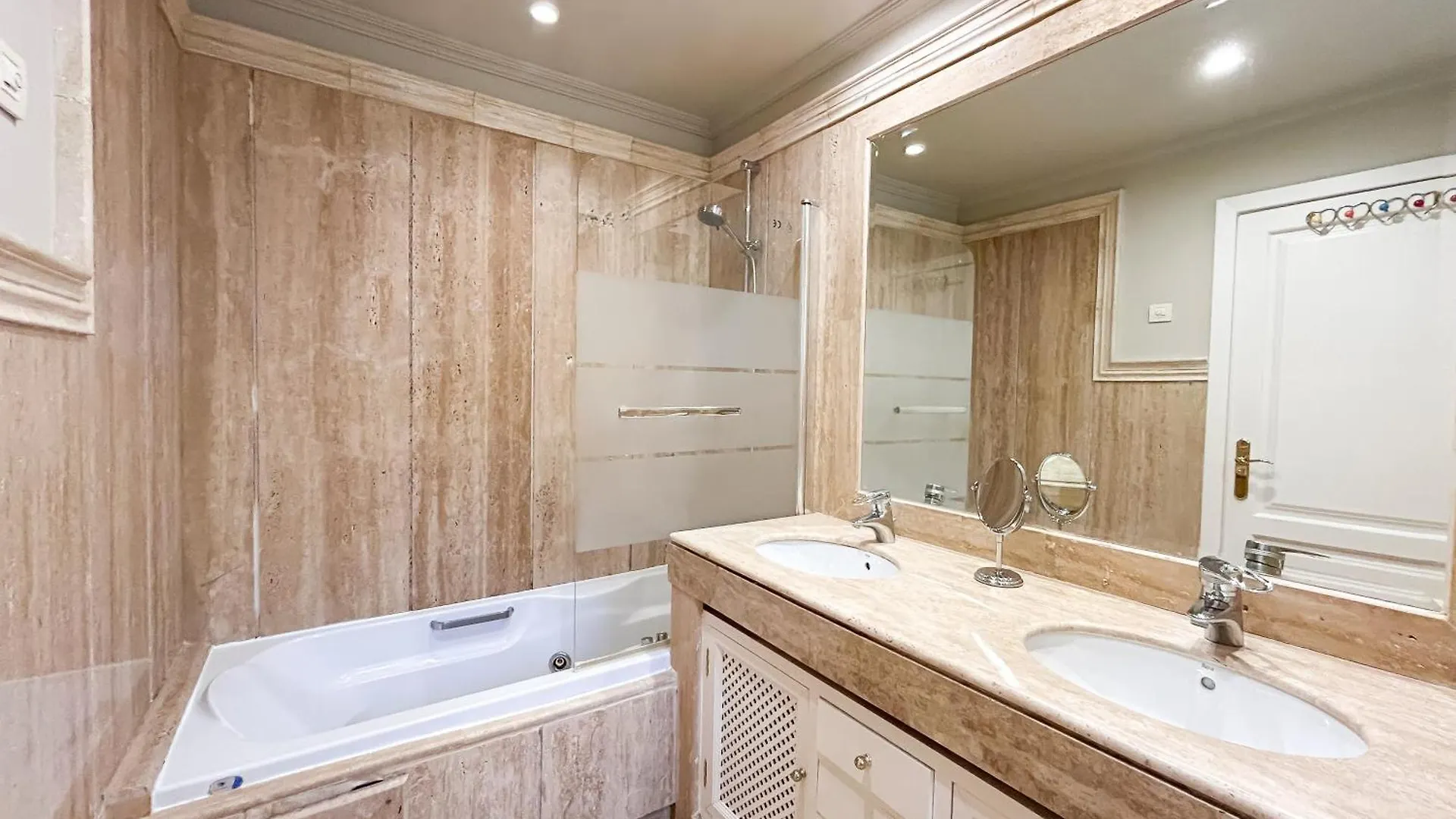 Beach & Golf Apartment In Casares Costa Spain